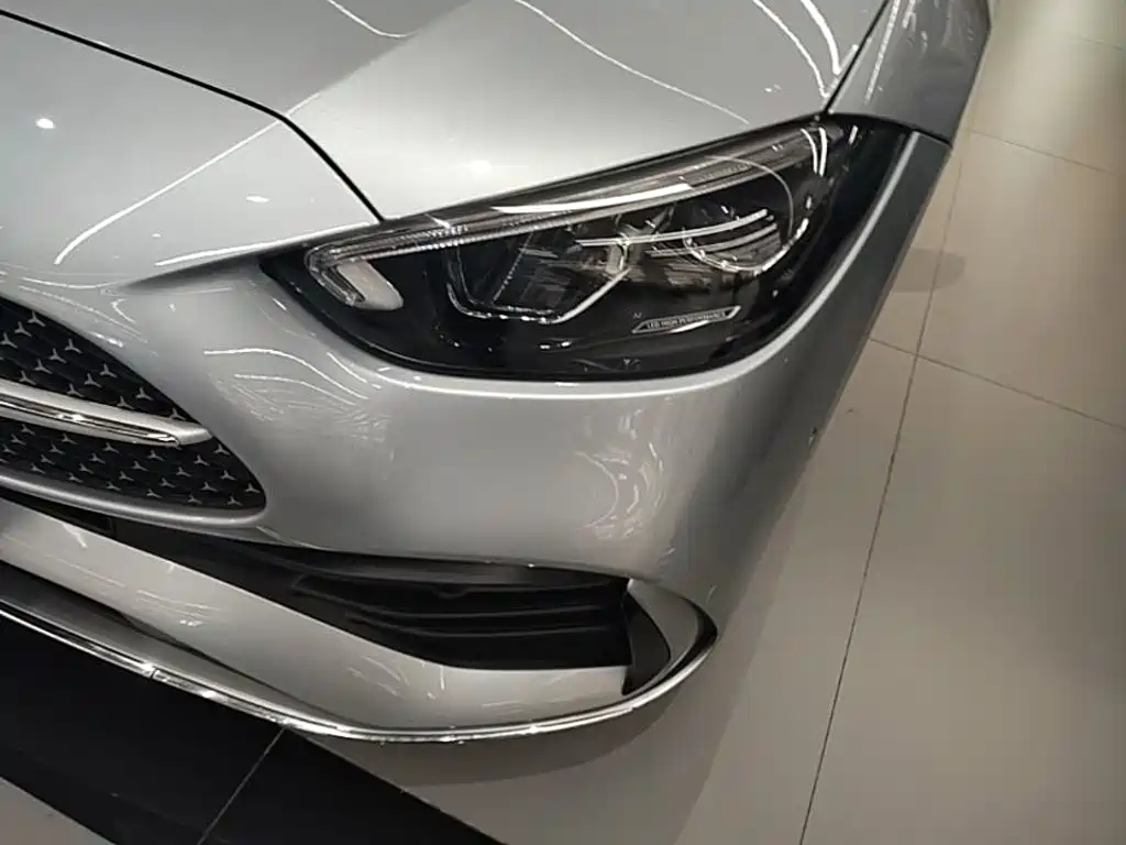 Mercedes-Benz C-Class 2023 — фото 24