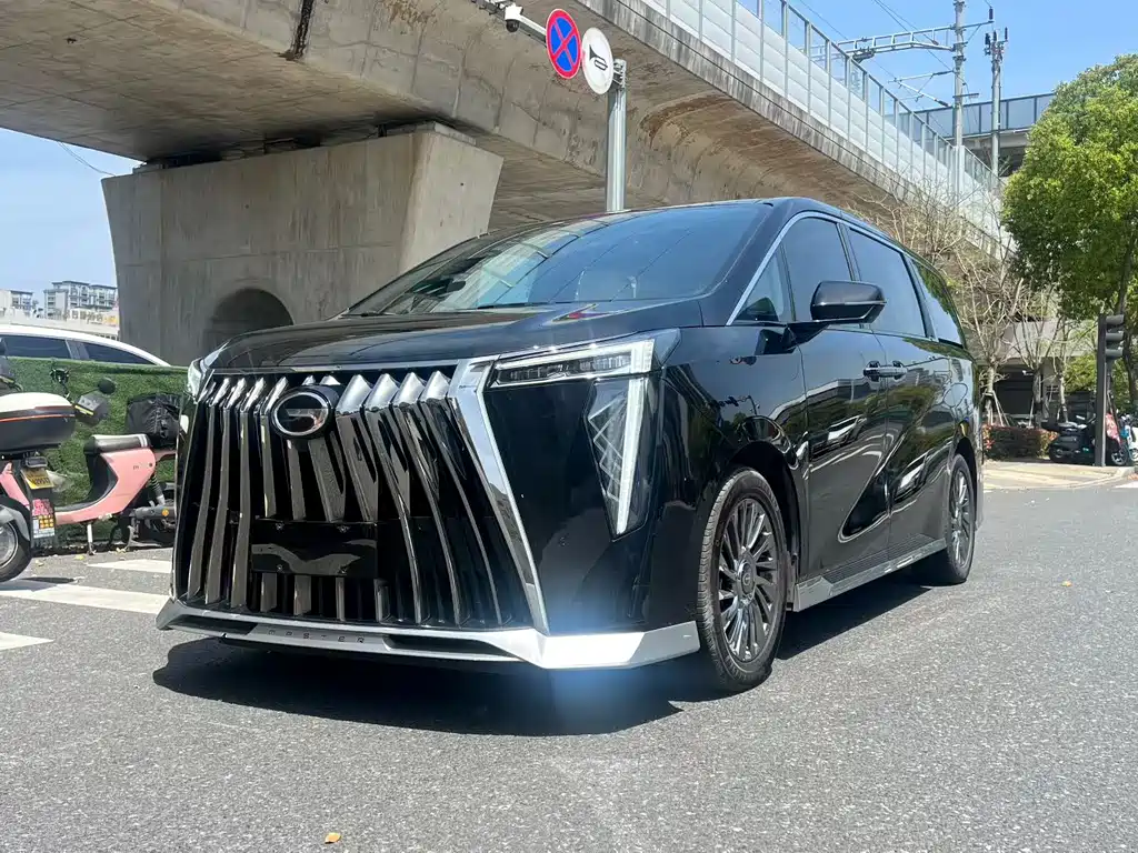 GAC Motor Trumpchi M8 2023 — фото 1