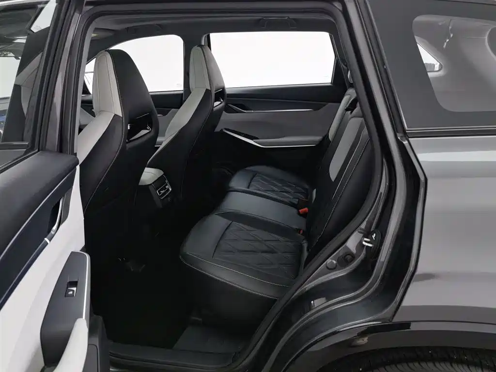 Changan CS75 PLUS 2023 — фото 15
