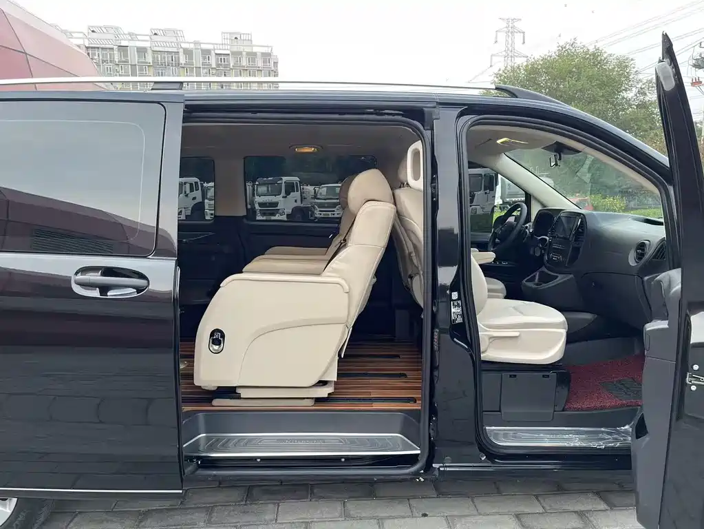 Mercedes-Benz Vito 2017 — фото 15