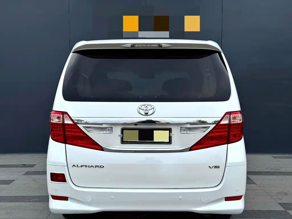 Toyota Alphard 2013 — фото 9