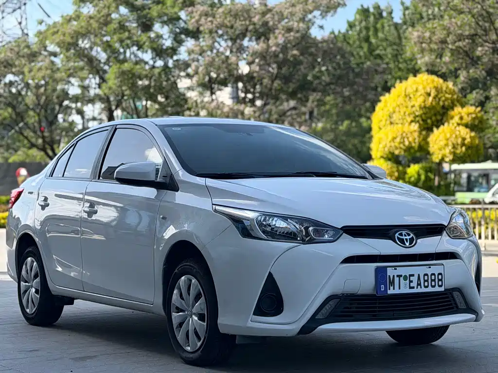 Toyota Yaris L 2019