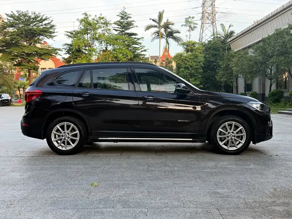 BMW X1 2016 — фото 13