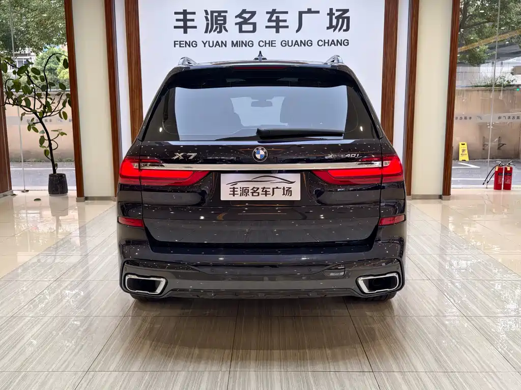 BMW X7 2019 — фото 30
