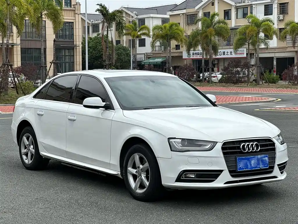 Audi A4L 2013 — фото 2