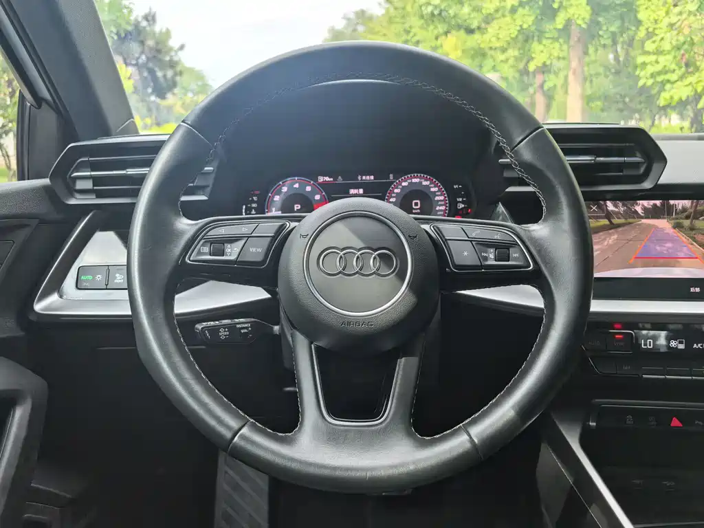Audi A3 2023 — фото 16