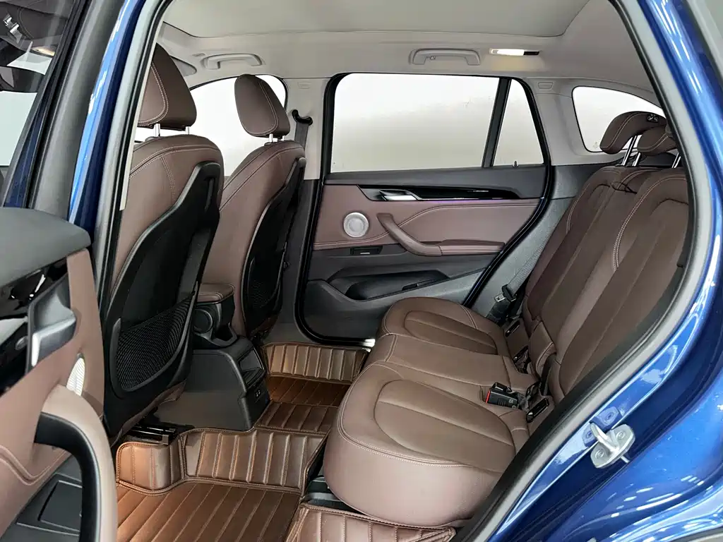 BMW X1 2020 — фото 9