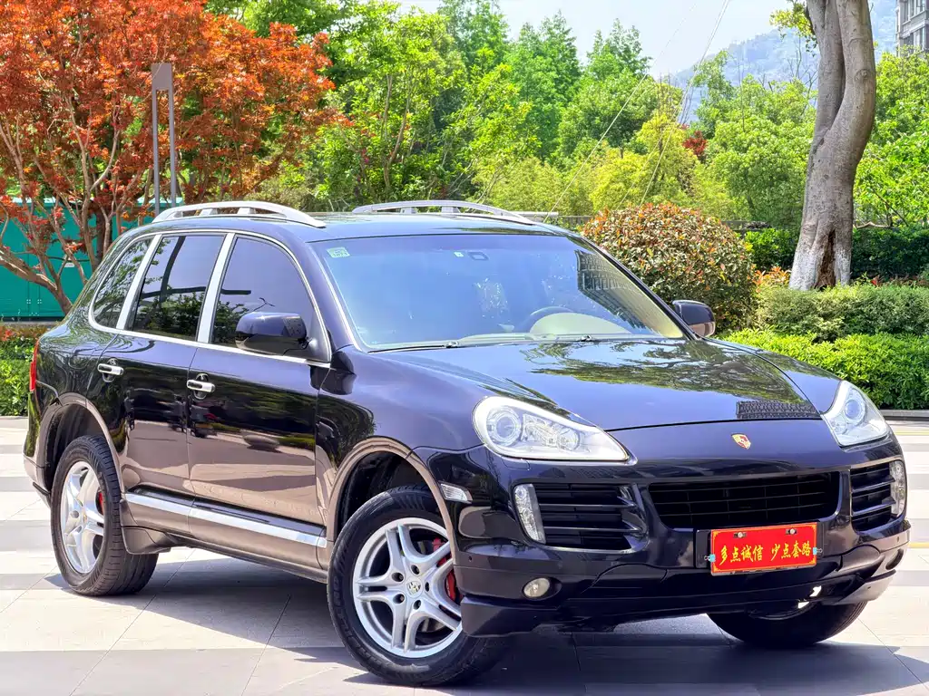 Porsche Cayenne 2010 — фото 3