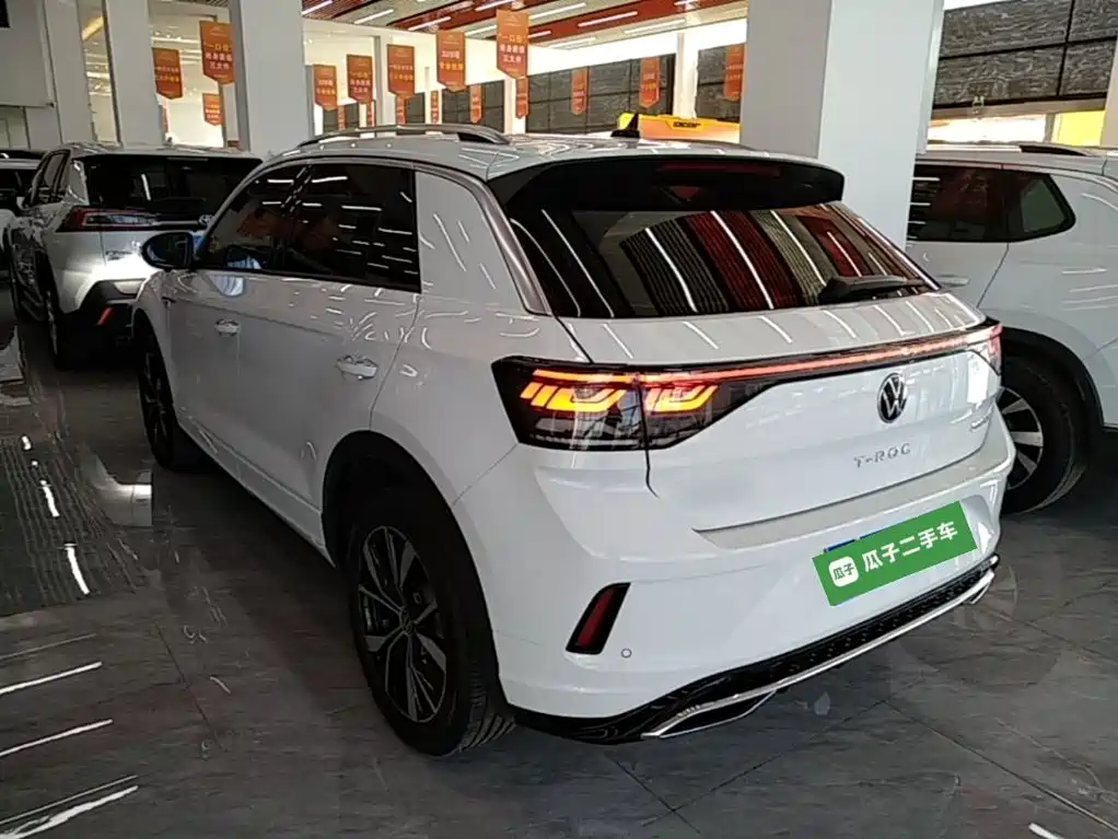 Volkswagen T-Roc 2024
