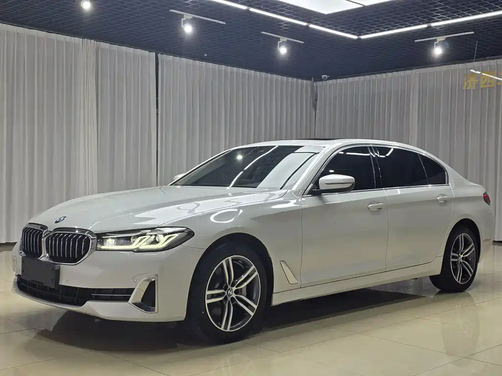 BMW 5 Series 2022