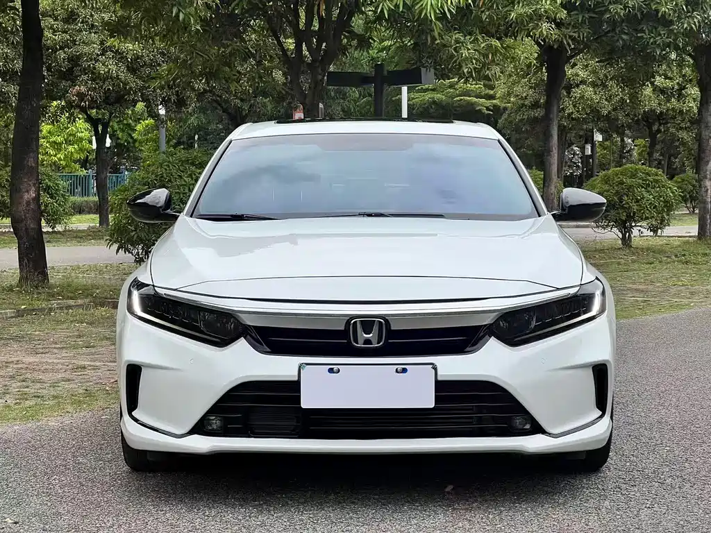 Honda Inspire 2022 — фото 2