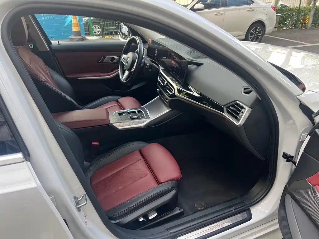 BMW i3 2022 — фото 10