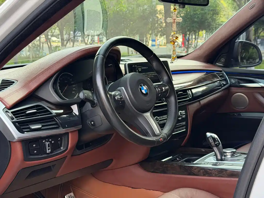 BMW X5 2016 — фото 13