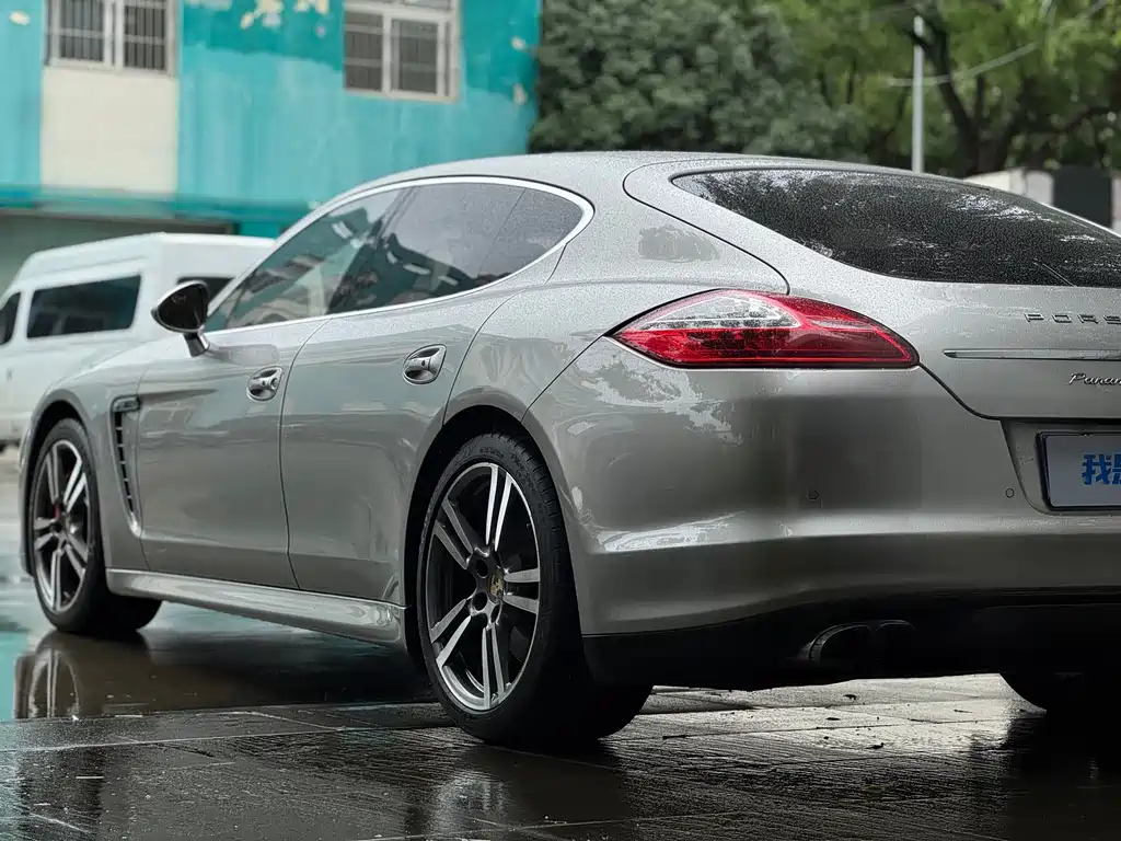 Porsche Panamera 2010