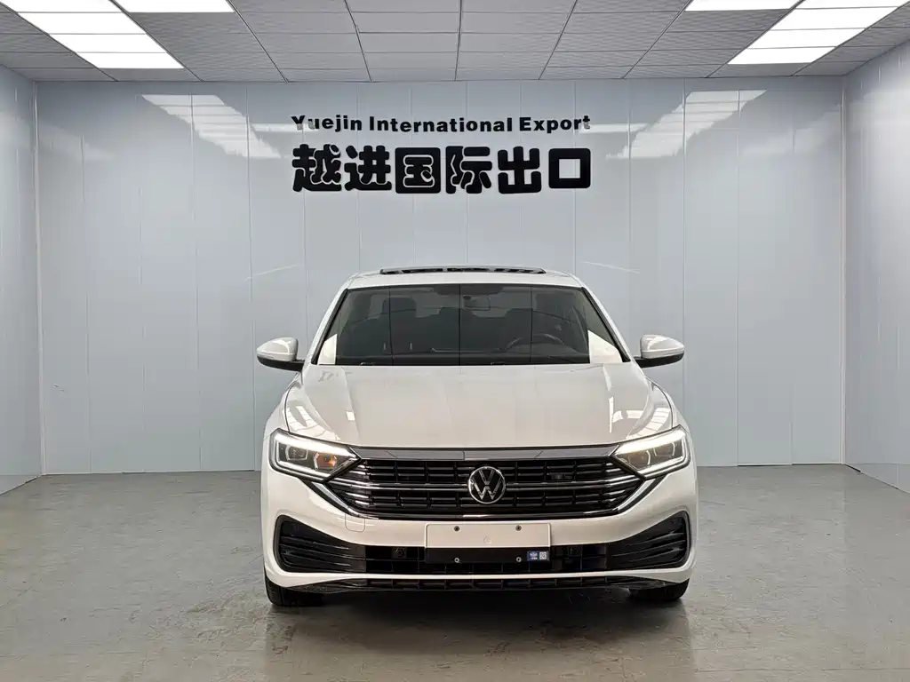 Volkswagen Sagitar 2022