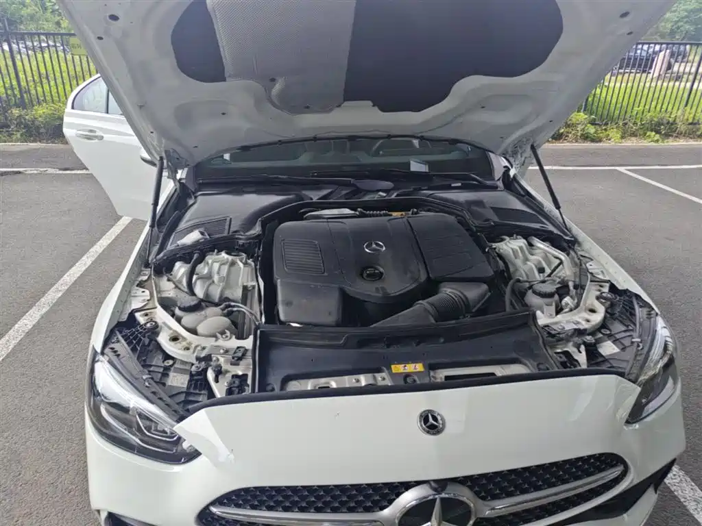 Mercedes-Benz C-Class 2023 — фото 20