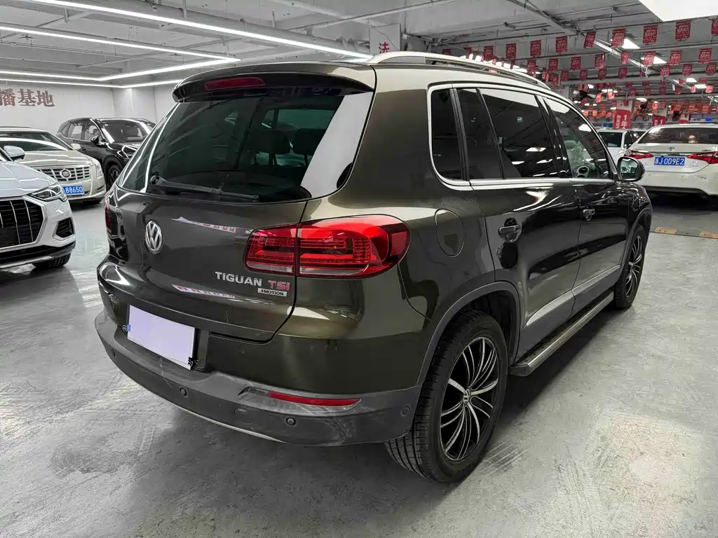 Volkswagen Tiguan 2015 — фото 8