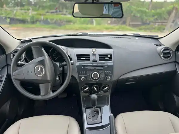 Mazda 3 Xingcheng 2015