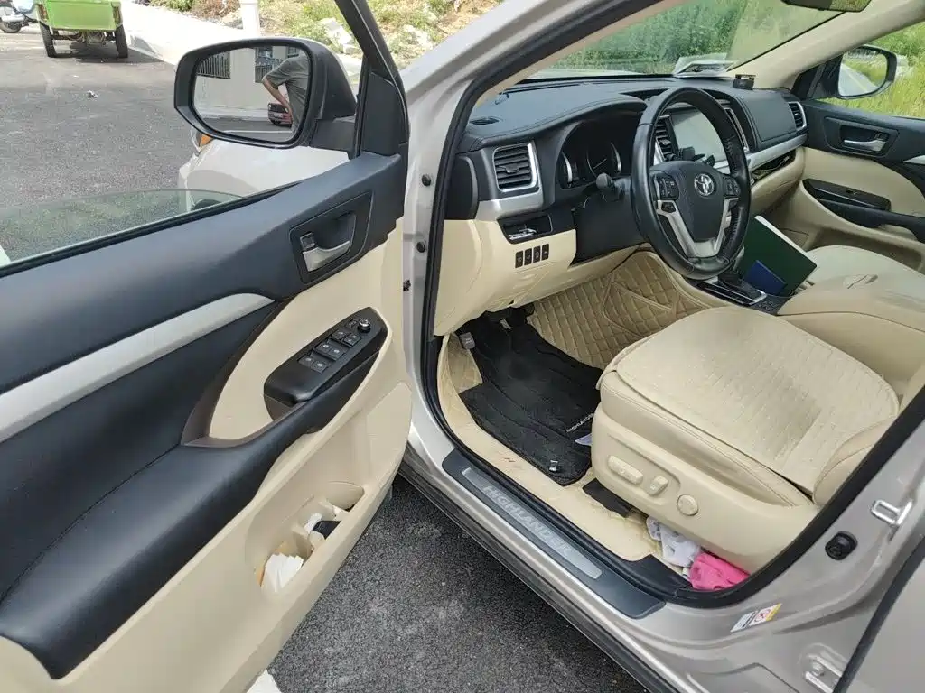 Toyota Highlander 2019 — фото 14