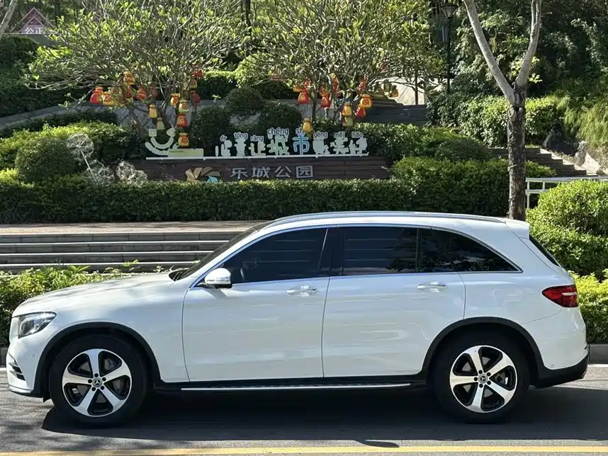 Mercedes-Benz GLC 2019