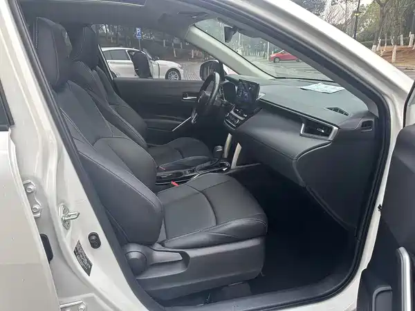 Toyota Frontlander 2023