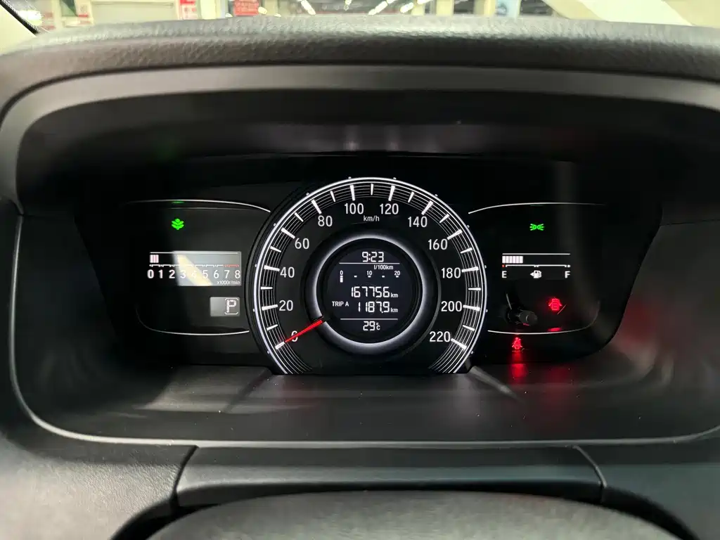 Honda Odyssey 2018 — фото 11