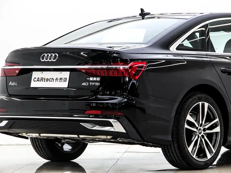 Audi A6L — фото 7