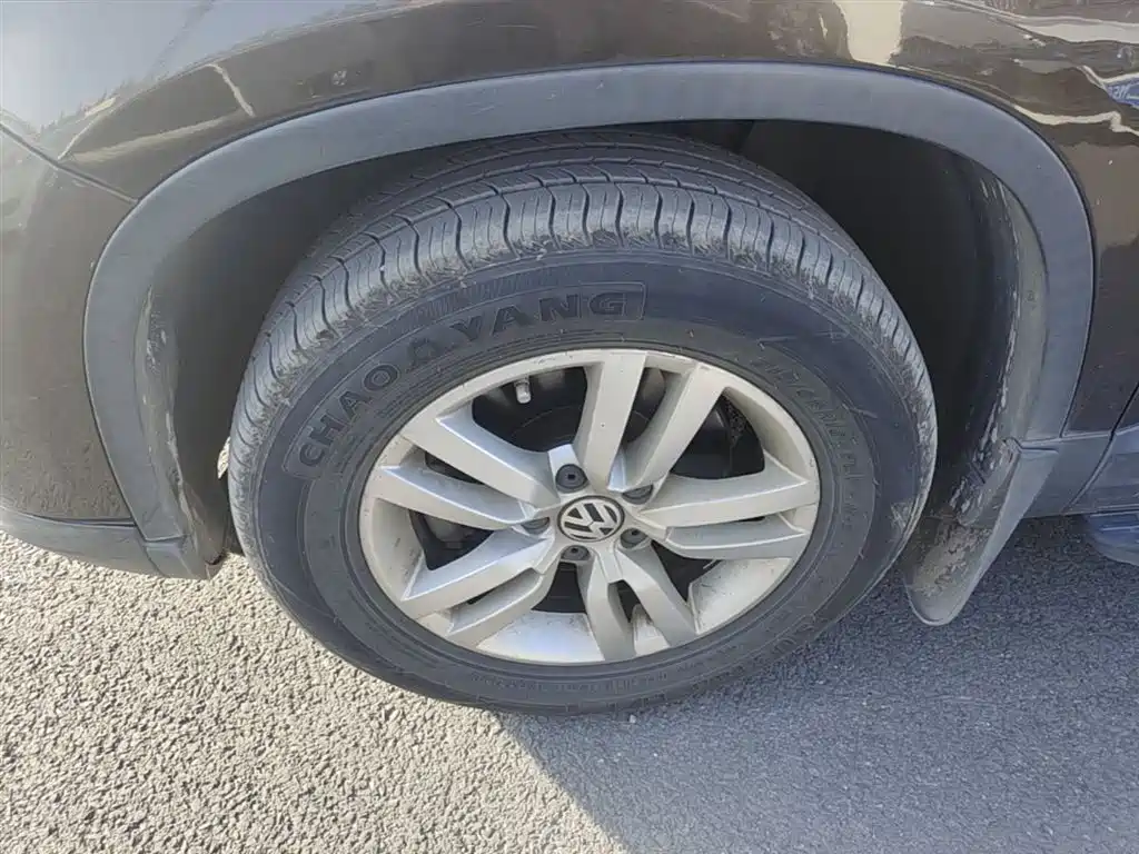 Volkswagen Tiguan 2015 — фото 23