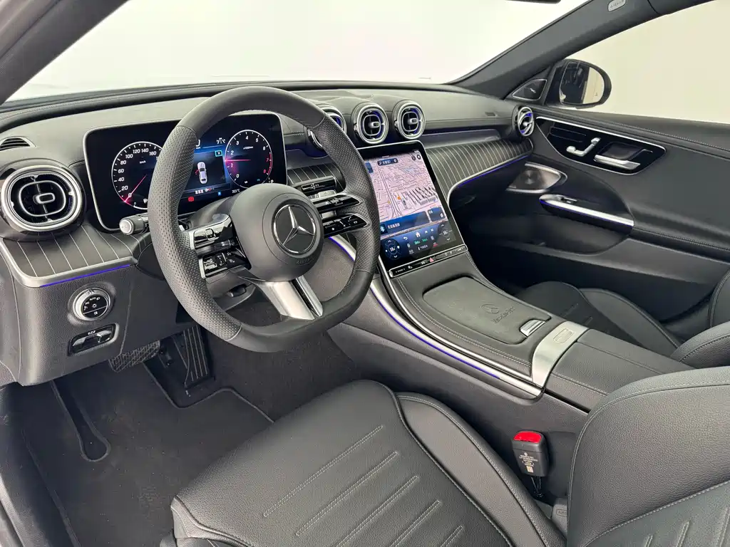 Mercedes-Benz C-Class 2024