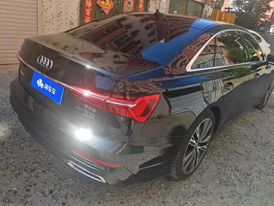 Audi A6L 2022