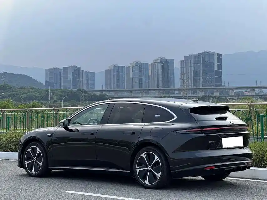 NIO ET5T 2025