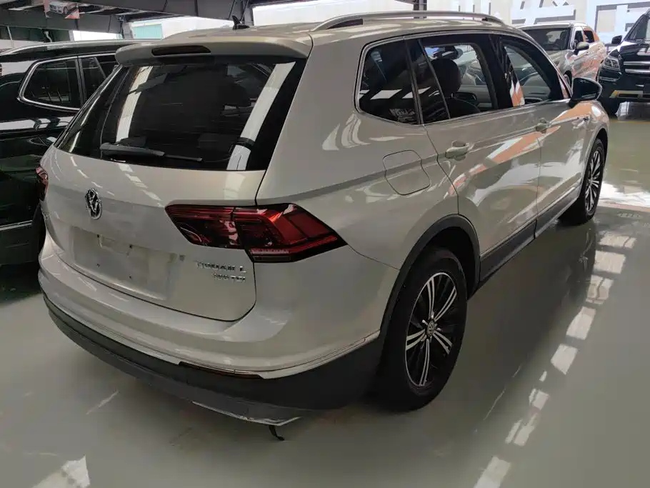 Volkswagen Tiguan L 2019