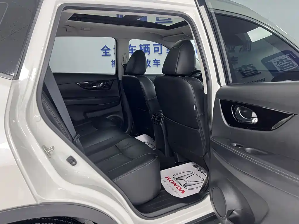 Nissan X-Trail 2023 — фото 10