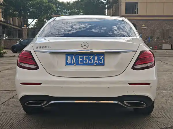 Mercedes-Benz E-Class 2016