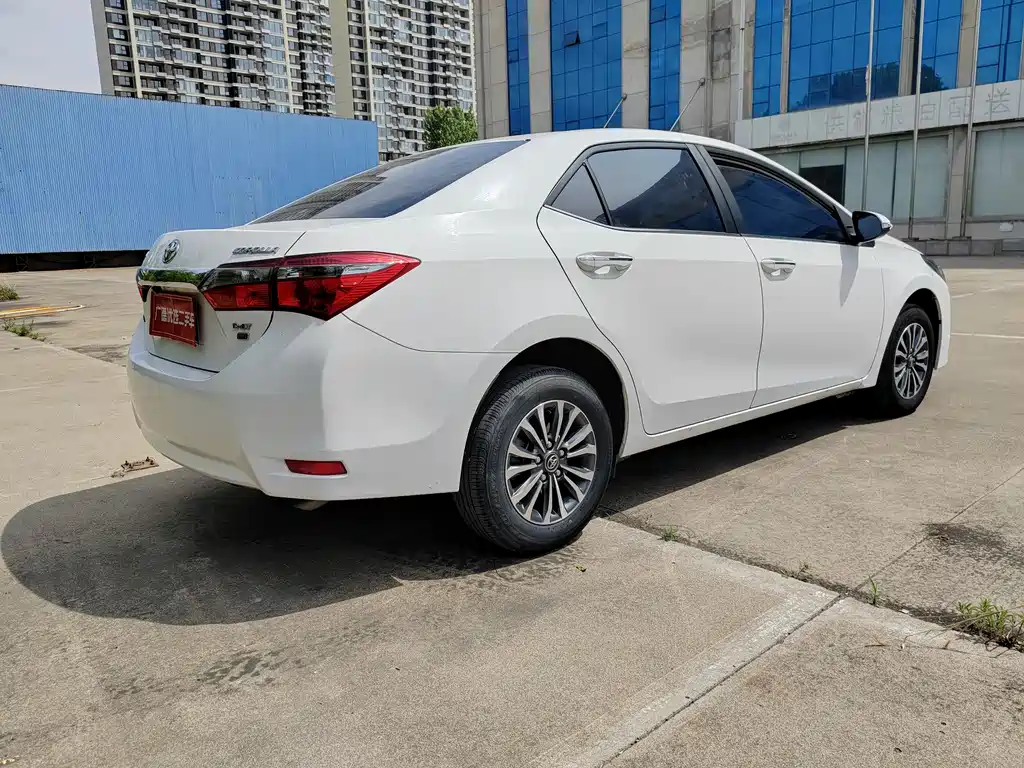 Toyota Corolla 2019 — фото 4