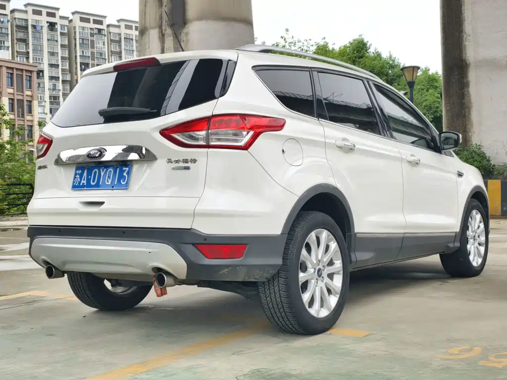 Ford Kuga 2014 — фото 4