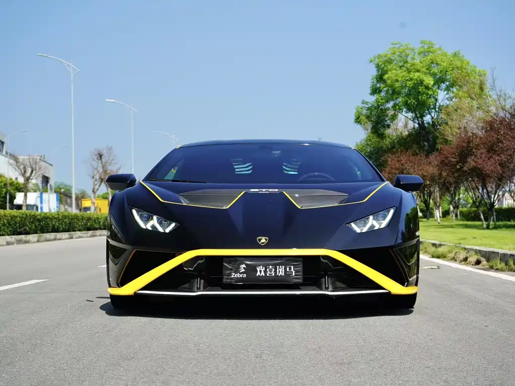 Lamborghini Huracán 2022 — фото 2