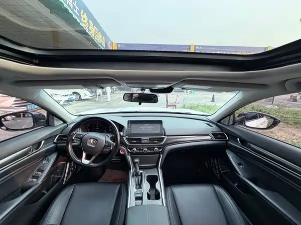 Honda Accord 2022