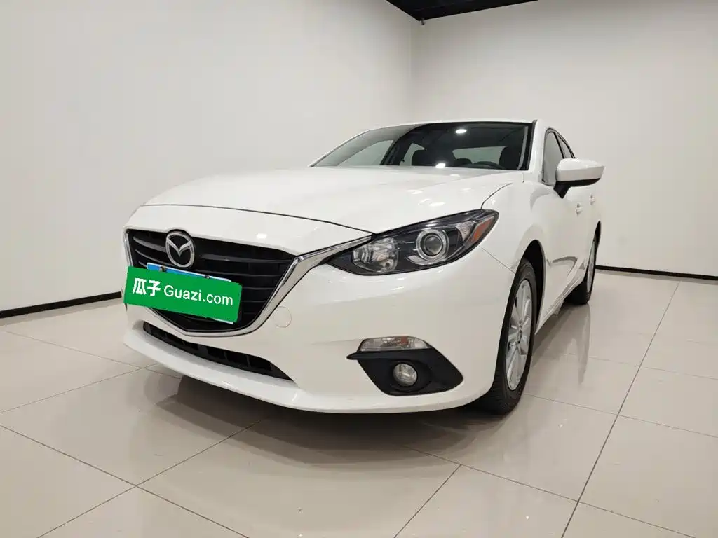 Mazda 3 Angkesela 2015