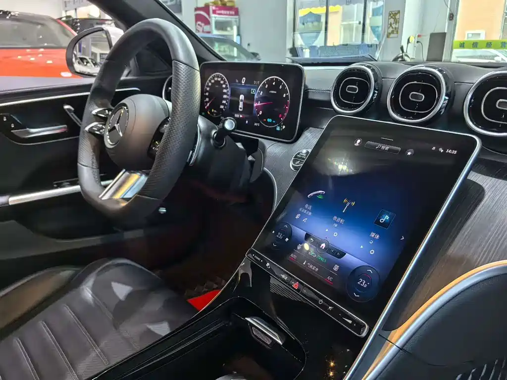 Mercedes-Benz C-Class 2022