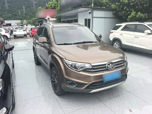 FAW Senya R7 2016