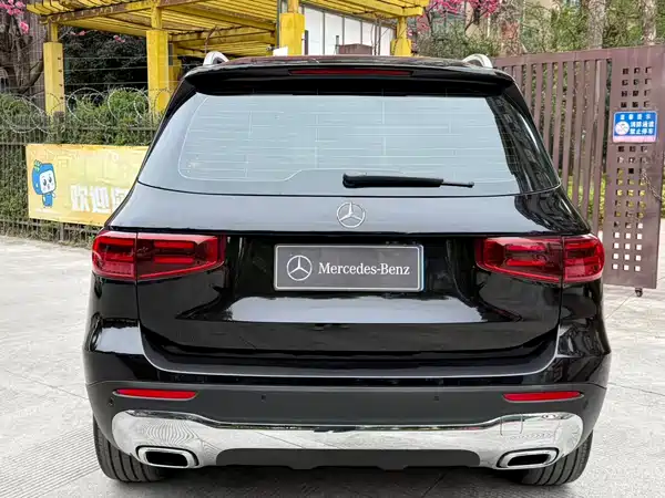 Mercedes-Benz GLB 2025