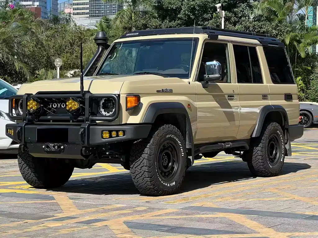 Toyota Land Cruiser 2025 — фото 1
