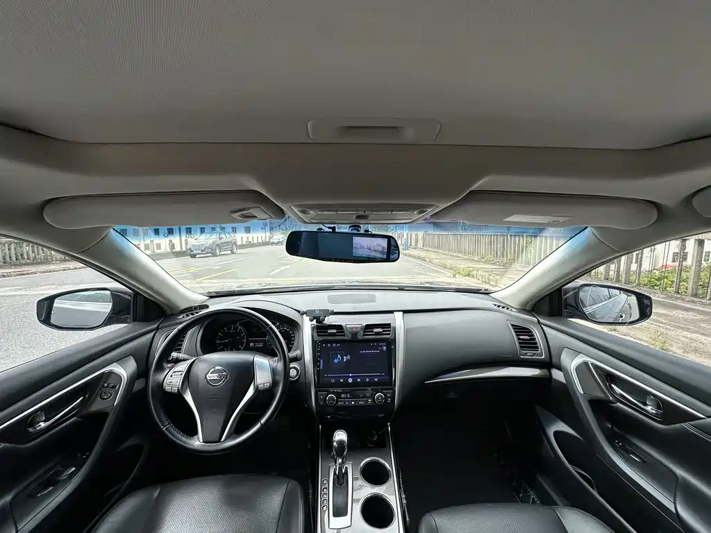 Nissan Teana 2013