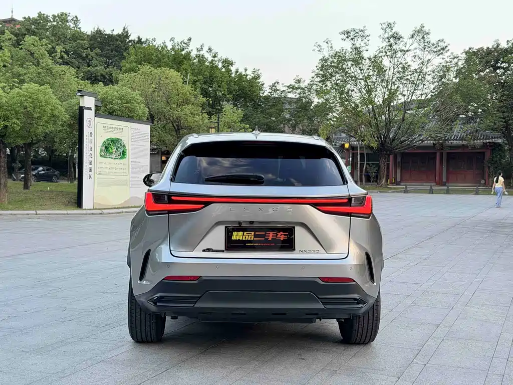 Lexus NX 2025 — фото 9