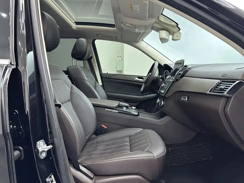 Mercedes-Benz GLE 2019 — фото 13