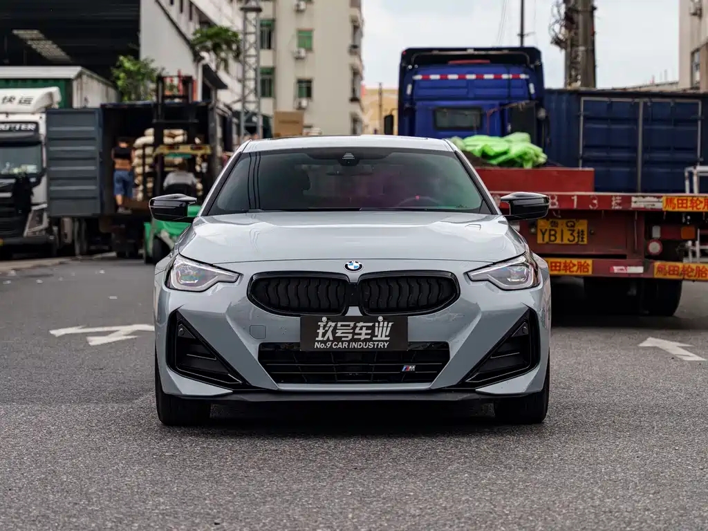 BMW M240i 2026 — фото 2