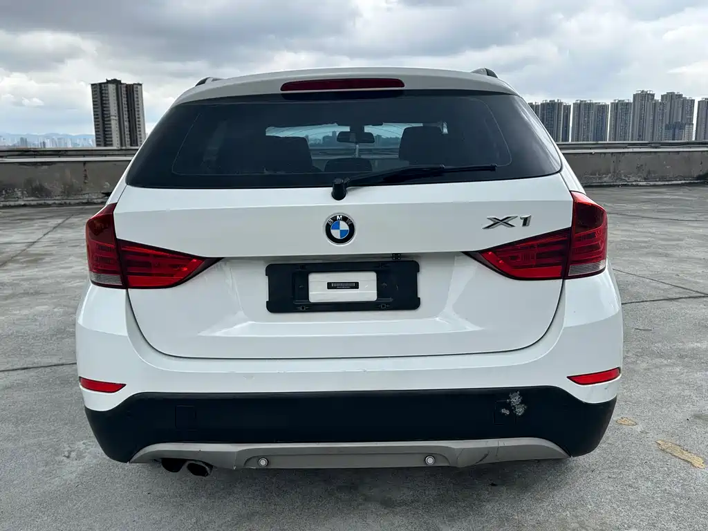 BMW X1 2015 — фото 6