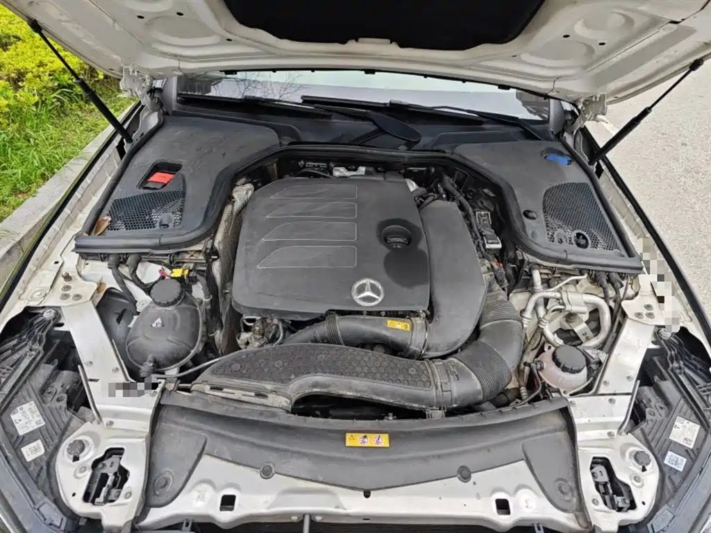 Mercedes-Benz E-Class 2021 — фото 11