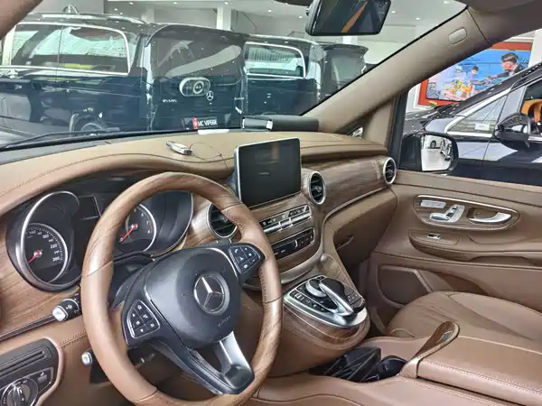 Mercedes-Benz V-Class 2018